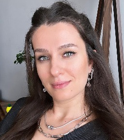 Instructor GİZEM YEŞİL